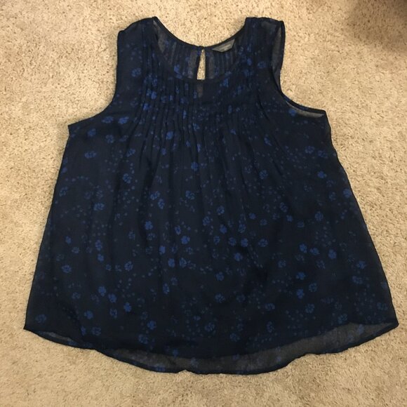 Denver Hayes Floral Pintuck Sleeveless Blouse With Built In Camisole - Picture 2 of 15